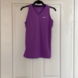 Nike sleeveless dri-fit top.